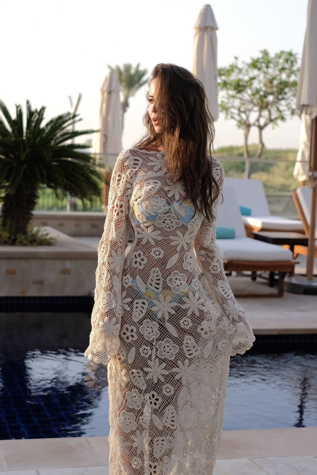 VESTIDO LARGO DE PUNTO BEIGE