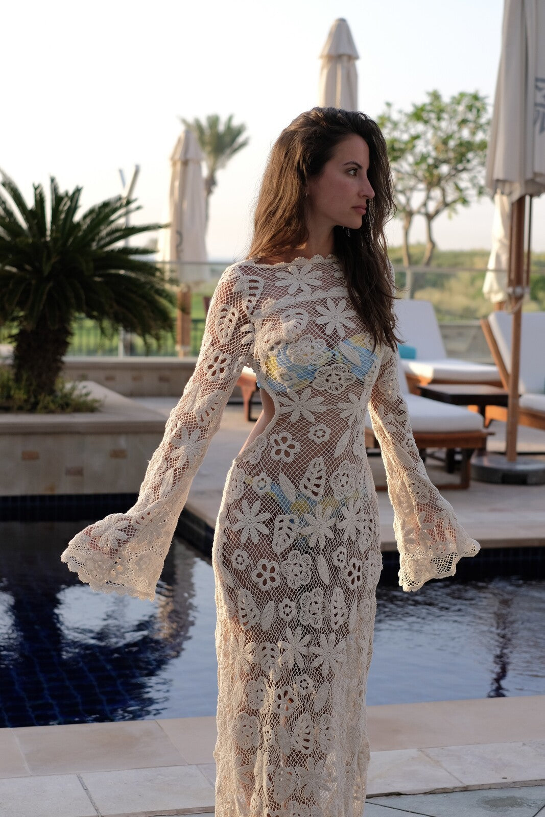 VESTIDO LARGO DE PUNTO BEIGE