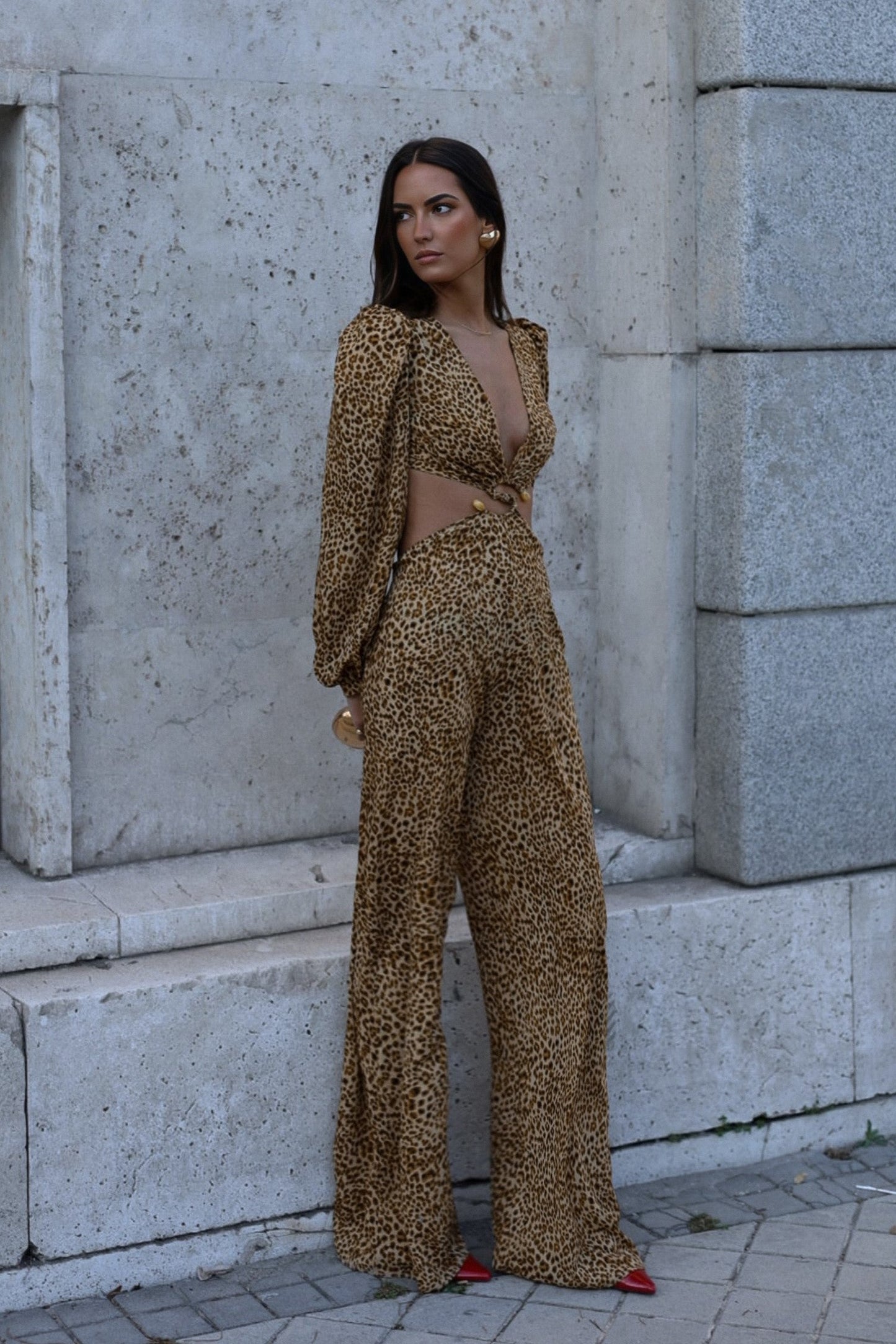 MONO CON ESTAMPADO DE LEOPARDO