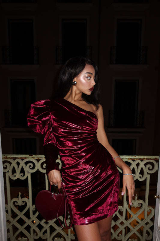VESTIDO BURDEOS DE TERCIOPELO FANTASÍA