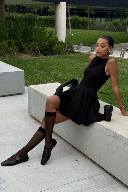 VESTIDO NEGRO CORTO