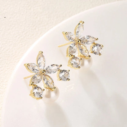 Flor De Luz™ | Aretes De Moissanita Con Baño De Oro 18K