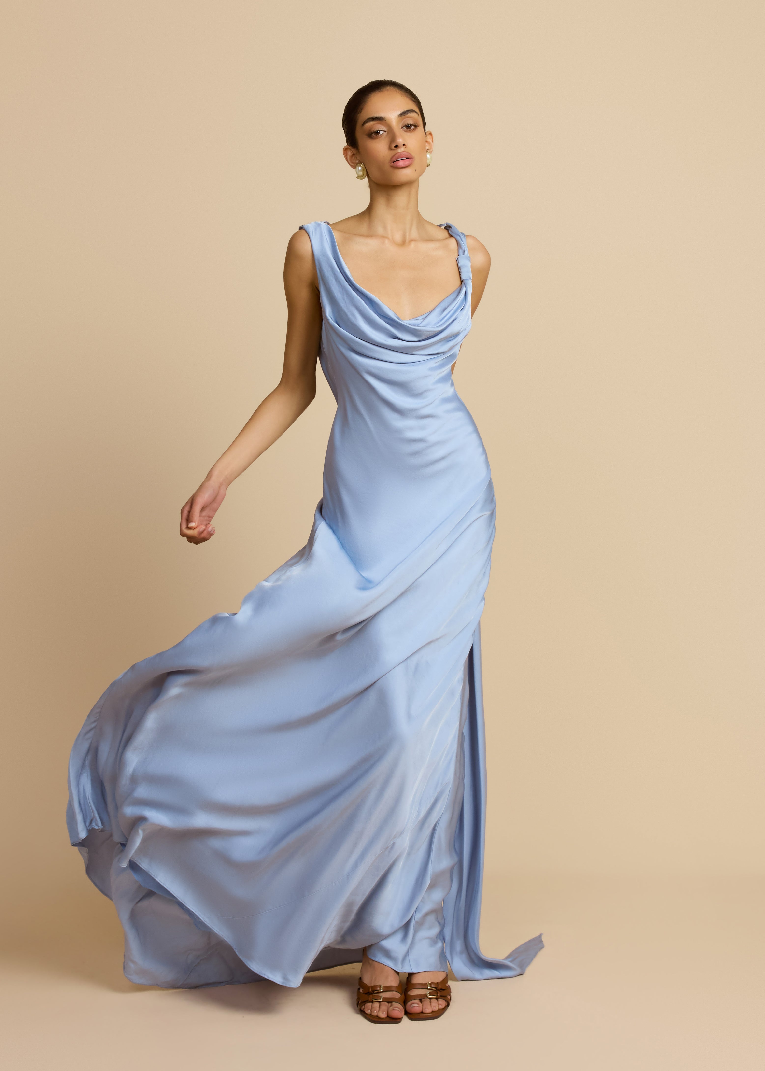 VESTIDO DARCY AZUL CIELO