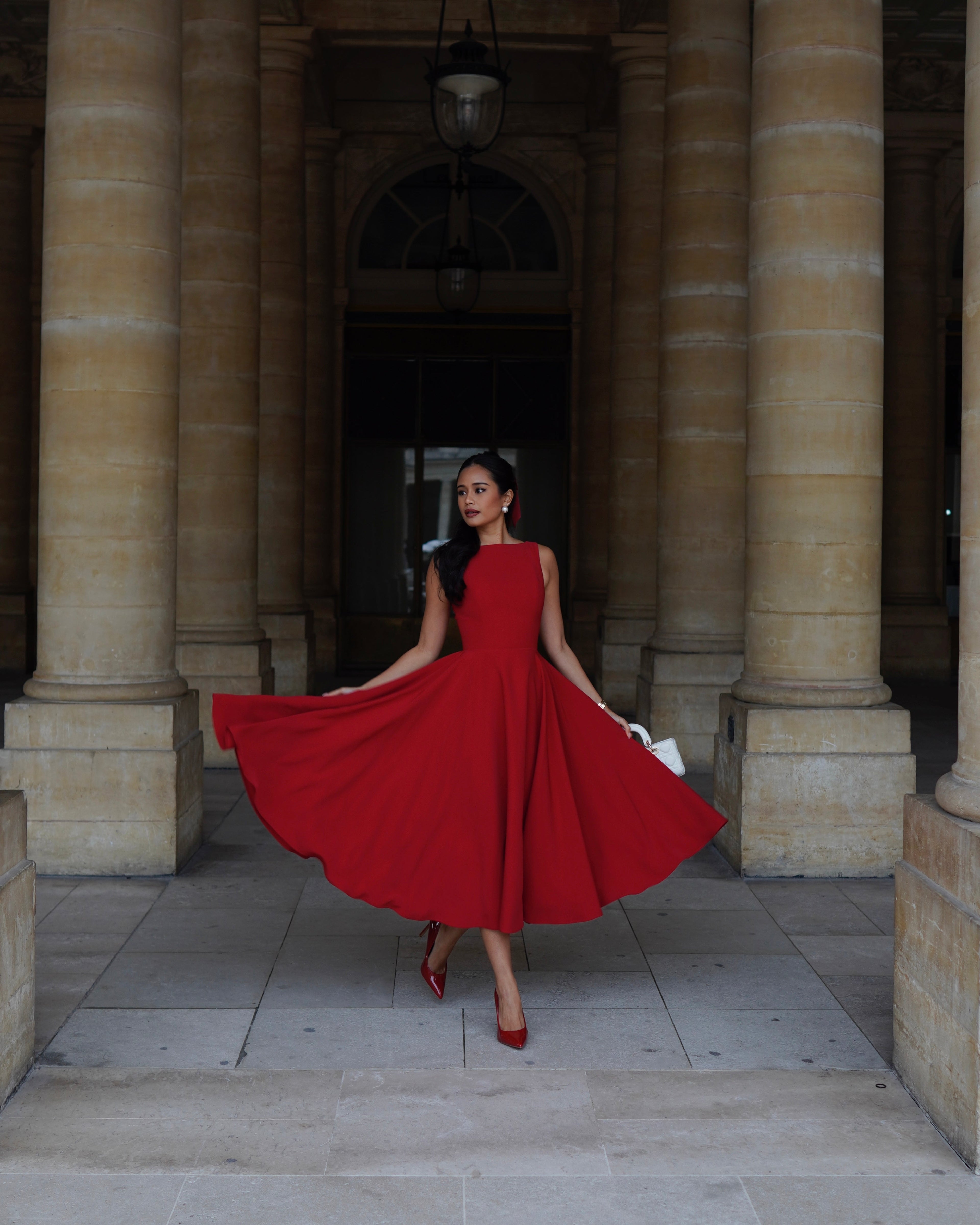 El Vestido Midi Diana en Rojo Clásico ♥️
