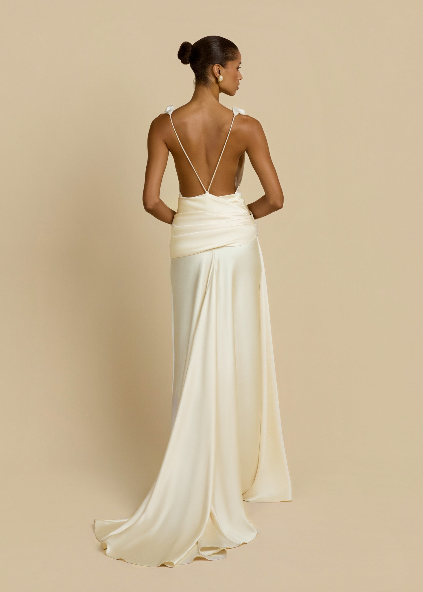 VESTIDO MADALENA CREMA