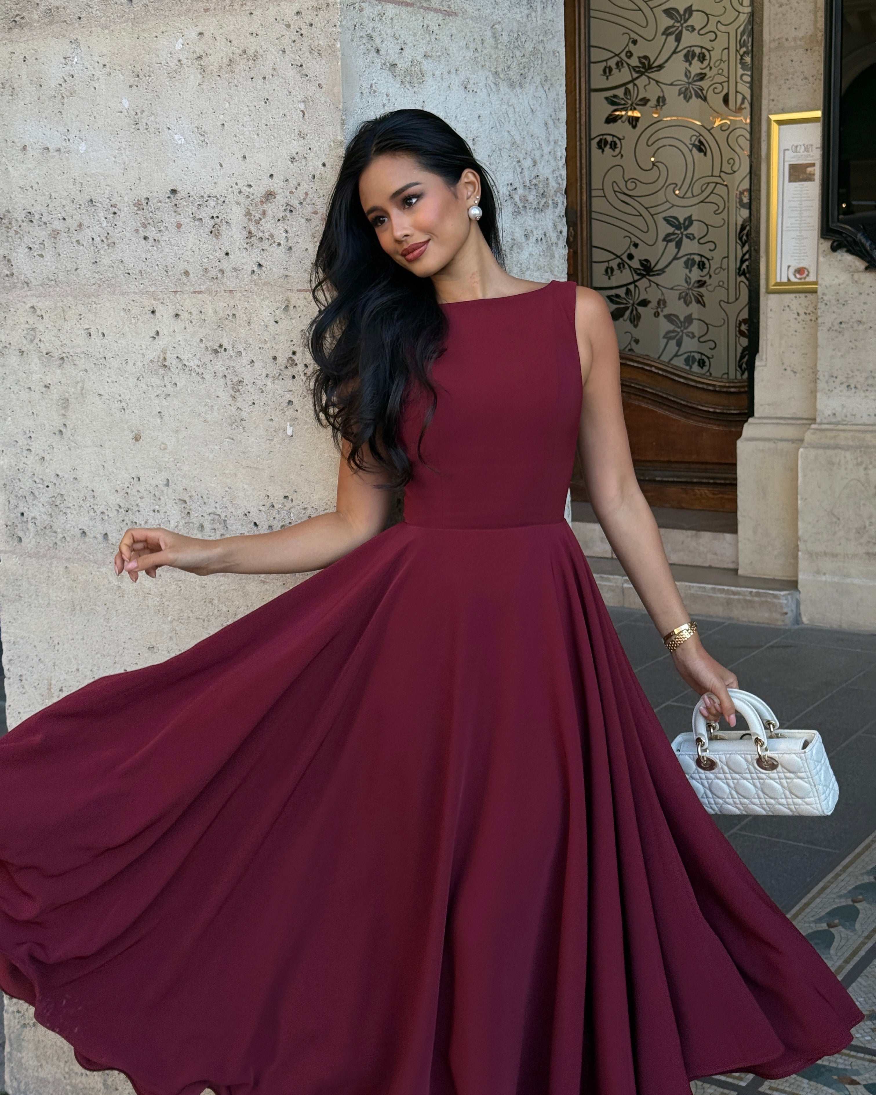 El Vestido Midi Diana en Rojo Vino🍷