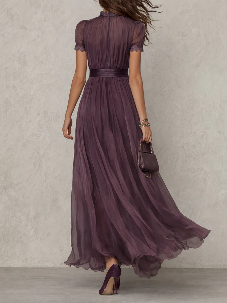 Flavia | Maxi Vestido de Chiffon Morado Elegante con Escote de Ojo de Cerradura