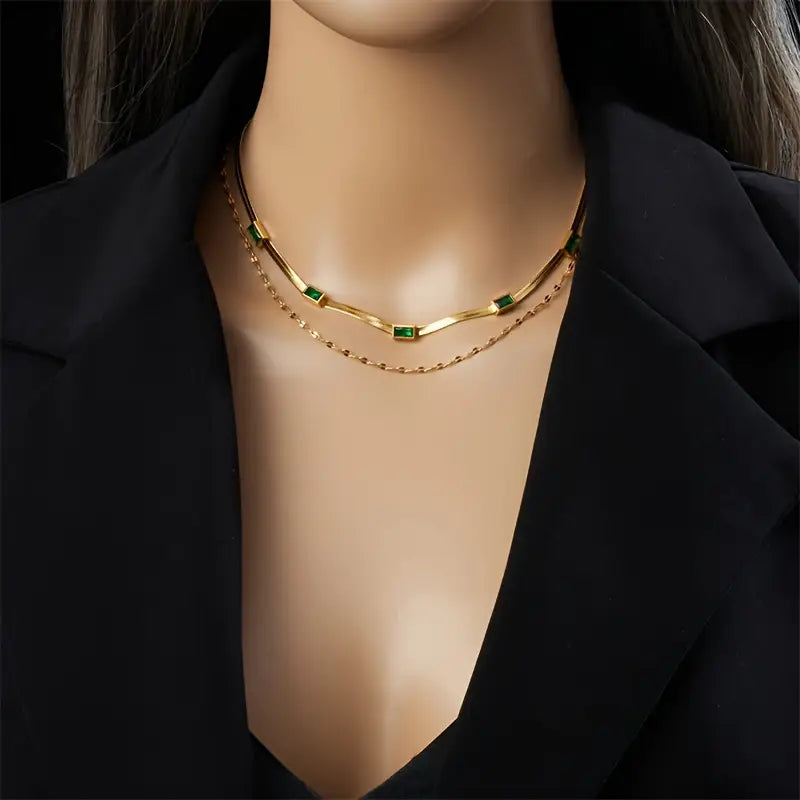 Collar de Oro Doble con Esmeralda Vintage