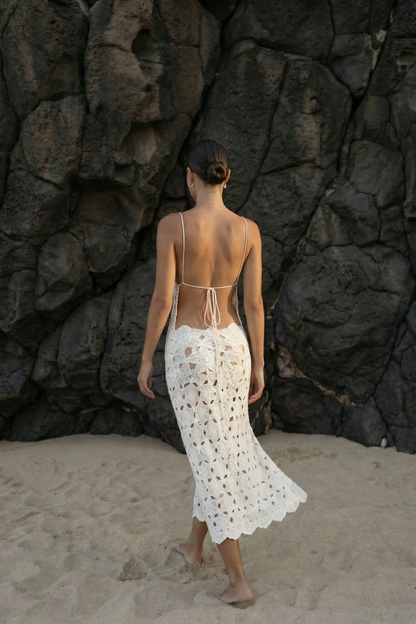 VESTIDO BLANCO DE ENCAJE FLORAL BORDADO