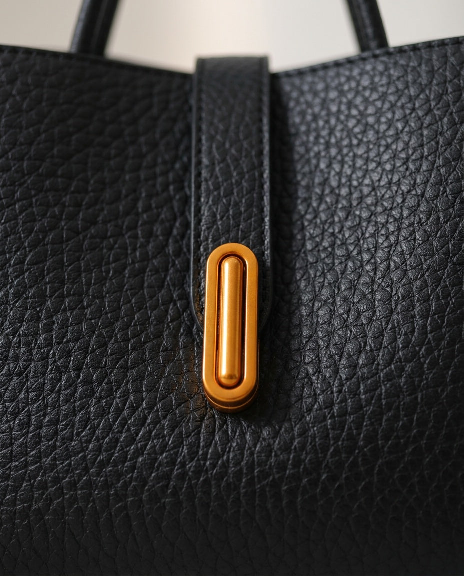 Bolsa de Mano Mila - detalle - color Negro