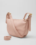 Bolsa de Hombro Media Luna - foto de estudio - color Rosa