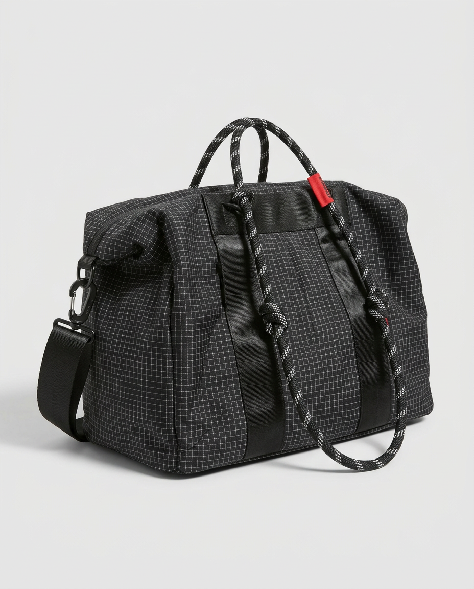Bolsa Deportiva Impermeable de Gran Capacidad - foto de estudio